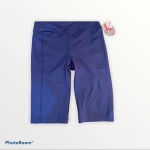 Bally Total Fitness Bike Capri Shorts